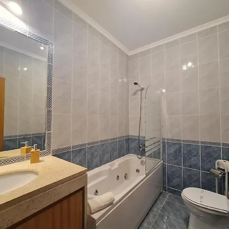 Klimatisierte Ferienwohnung, Und Stadtnah Lagos