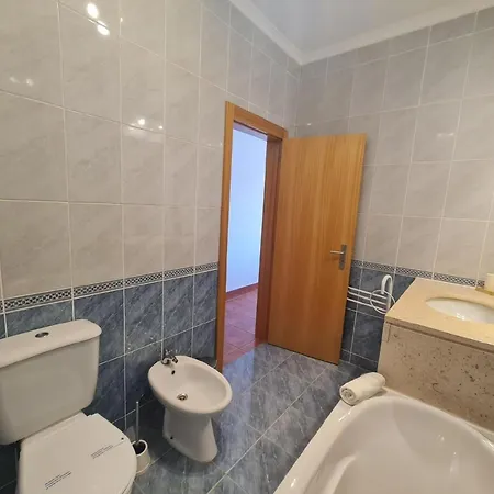 Klimatisierte Ferienwohnung, Und Stadtnah Lagos